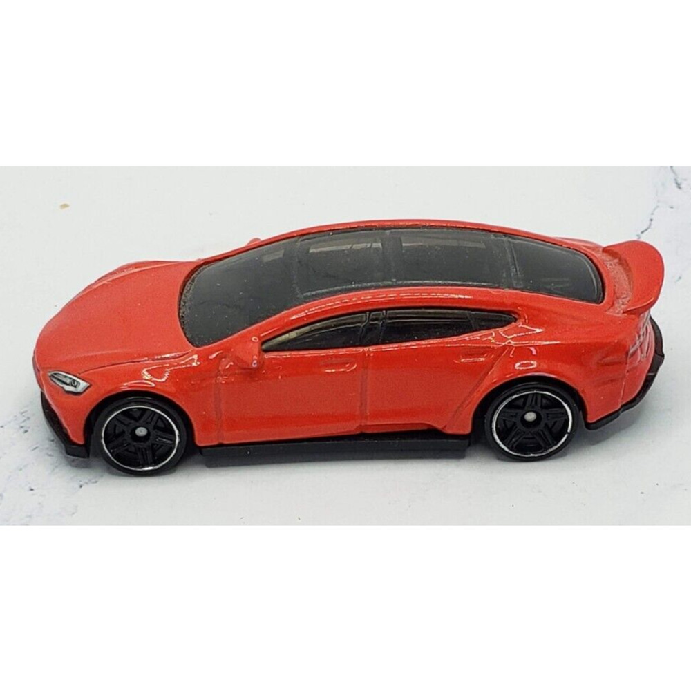 Hot Wheels Tesla Model S Red HW Workshop New For 2015 217/250